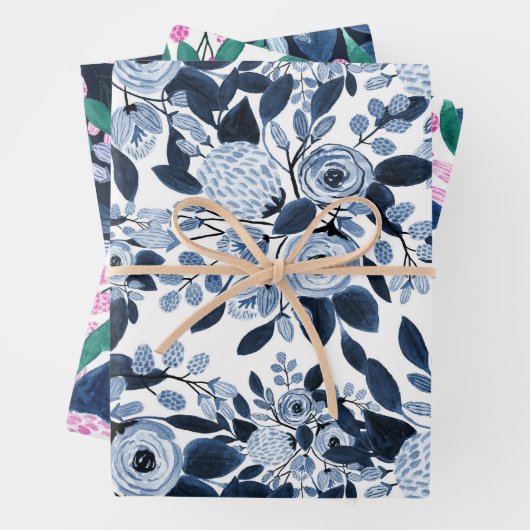Floral Pattern Waterverf Navy Pastel Blue Inpakpapier Vel (In situ)