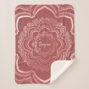 Floral Pink Mandala on a Pink Background Sherpa Deken