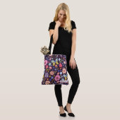 Floral & Plum Name Tote Bag (Sur le modèle)