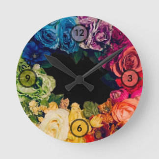 Floral Rainbow Clock Ronde Klok