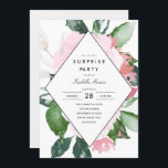 Floral rose | Invitation Surprise Party<br><div class="desc">Ce design sobre mais élégant présente un bouquet floral rose dans l'arrière - plan avec des détails de fête à l'intérieur d'un design diamant moderne. Customisez les champs de texte pour n'importe quelle occasion. Graphiques ©Créer La Coupe</div>