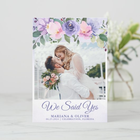 Floral rose moderne mariage Faire-part (Debout devant)