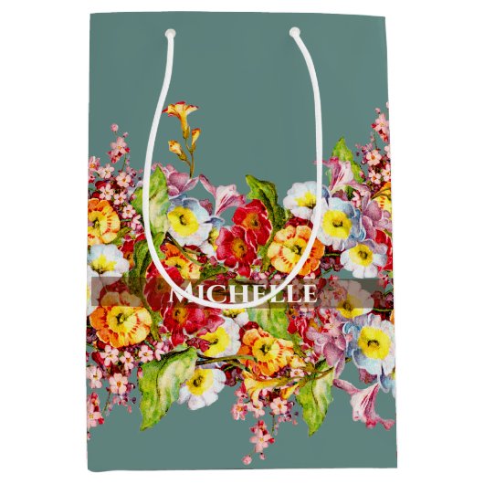 Floral Sage Green Spring Primroses Elegant Medium Cadeauzakje (Voorkant)