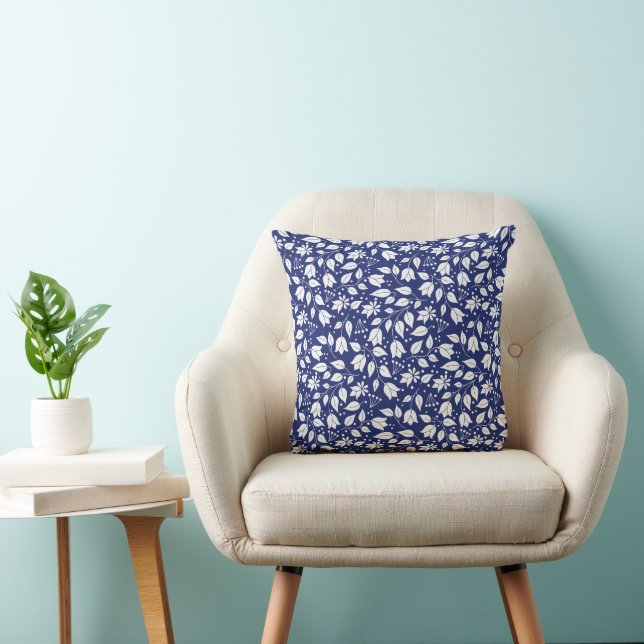 Floral Sierkussen in Navy en White (Stoel)