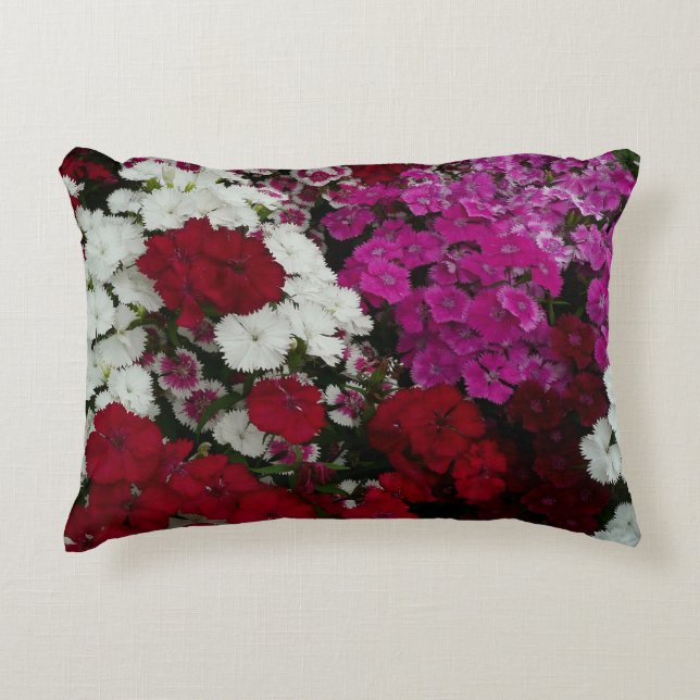Floral van witte, roze en rode dianthus accent kussen (Voorkant)