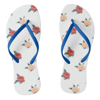 Florale achtergrond van rozen teenslippers