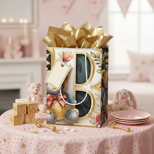 Florale teddybeer letter B Medium Cadeauzakje