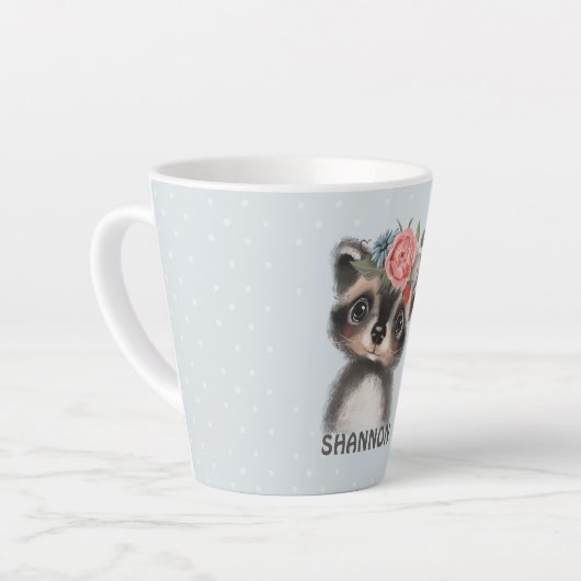 Flore Bébé Racoon Latte Mug (Angle gauche)