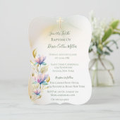 Flore Blush & Lilac, Invitation Baptême Croix Or (Debout devant)