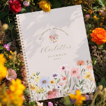 Flore d'aquarelle douce fleur sauvage<br><div class="desc">Nos beaux fleurs sauvages de champs d'aquarelle de campagne sont peints à la main avec amour. Nous avons sélectionné une belle palette de couleurs claires pour créer une ambiance élégante et calme. Nos fleurs sauvages d'aquarelle sont arrangés pour créer ce bel arrangement. Parfait pour planifier votre année. Les caractéristiques de...</div>