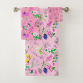 Flores del campo sobre rosa (En situation)