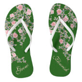 Flourting roze bloemen die de Groene Vlik van het Teenslippers (Voetbed)