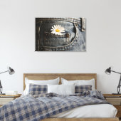 Flowers | Daisy in Jeans Pocket Canvas Afdruk (Insitu (Slaapkamer))