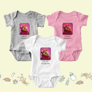 Fluffy eekhoorn “Gek van aardbeien”, grappig  Romper