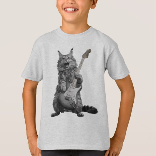 Fluffy Feline Rocker | Long-Haired Cat Guitarist T-shirt (Voorkant)