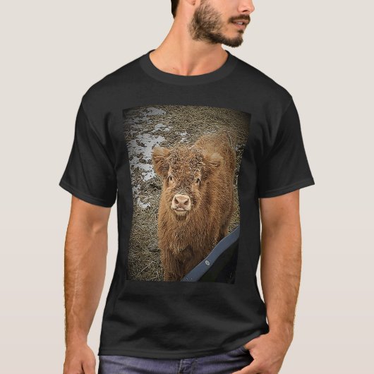 Fluffy Highland cow T-shirt (Voorkant)