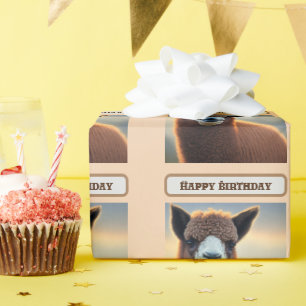 "Fluffy Majesteit: Het Grote Wollige Bruine Alpaca Cadeaupapier
