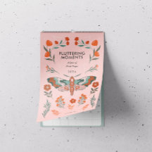 Fluitende Momenten: Een Jaar van Moth Magic