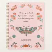 Fluitende Momenten: Een Jaar van Moth Magic Planner (Voorkant)