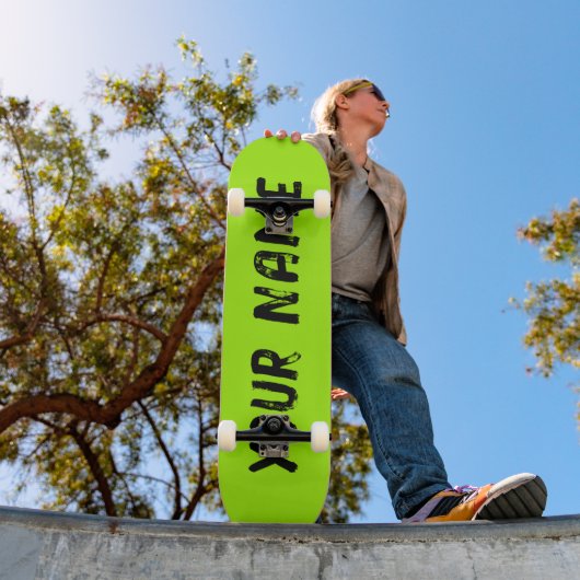 Fluorescerend neongroen skateboard (Buiten 1)