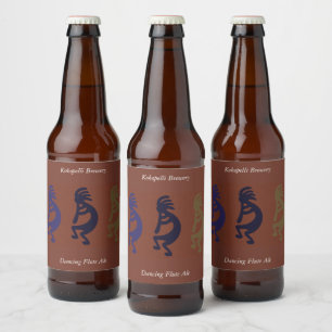 Flute die Kokopelli-figuren afspeelt op Rust Red B Bier Etiket