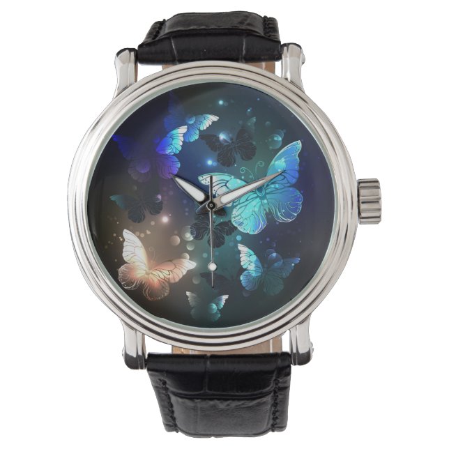 Fluttering Night Butterfly Horloge (Voorkant)