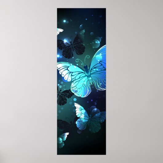 Fluttering Night Butterfly Poster (Voorkant)