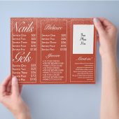 Flyer brochure voor moderne nagelservices (Hand)