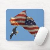 Flying Bald Eagles & U.S. Flag Tapis de souris pat (Avec souris)