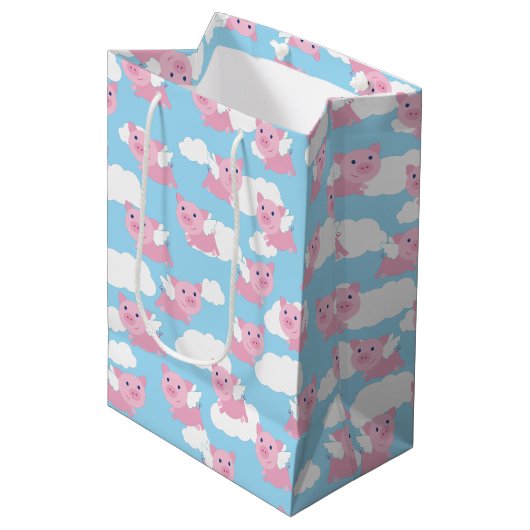 Flying Pig Cute 1st Birthday Gift Bag Medium Cadeauzakje (Voorkant Gekanteld)