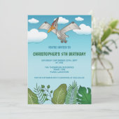 Flying Pteranodon Dinosaur Blue Sky Birthday Kaart (Staand voorkant)