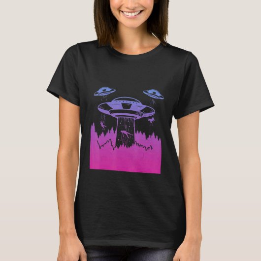 Flying Saucer UFO Astronauts are Aliens 5 T-shirt (Voorkant)