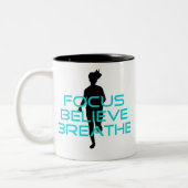 Focus Believe Breathe Aqua Tweekleurige Koffiemok (Links)
