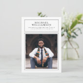 Focus | Faire-part d'obtention d'un diplôme d'étud (Debout devant)