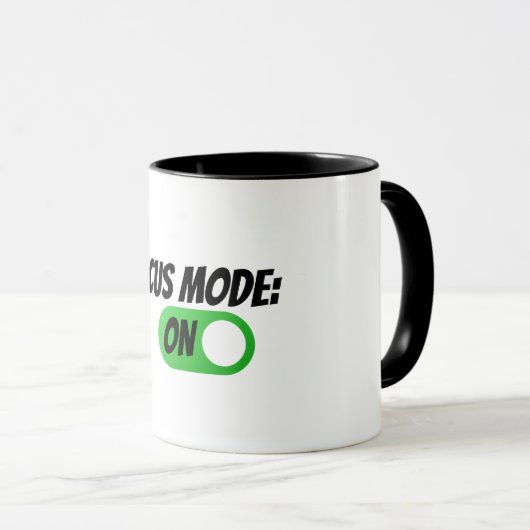 "Focus Mode ON" Funny Coffee Mok (Voorkant rechts)