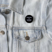 FOCUS > NOISE Motivational Modern Typography  Ronde Button 3,2 Cm (In situ)