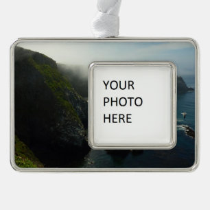 Foggy Anacapa Island op de Kanaaleilanden Verzilverd Kader Ornament