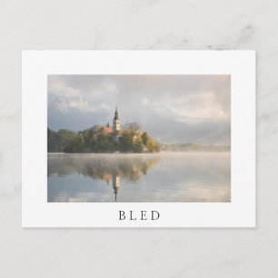 Foggy Bled Lake sunrise white briefkaart