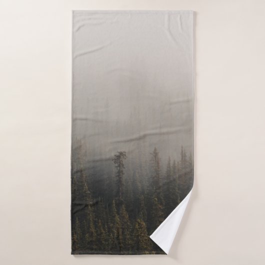 FOGGY PINE TREES BADHANDDOEK (Badhanddoek)
