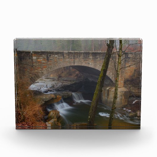 Foggy Waterfall Bridge Fotoblokken (Voorkant)