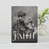 Foi audacieuse classique Carte photo de Noël relig (Debout devant)