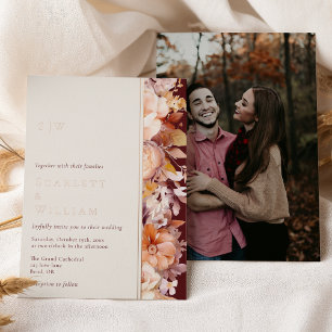FOLIE herfst bloemenbordeaux monogram foto bruilof Folie Uitnodiging