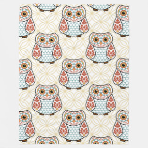 Folk Art Owl on Gold Fleece Deken