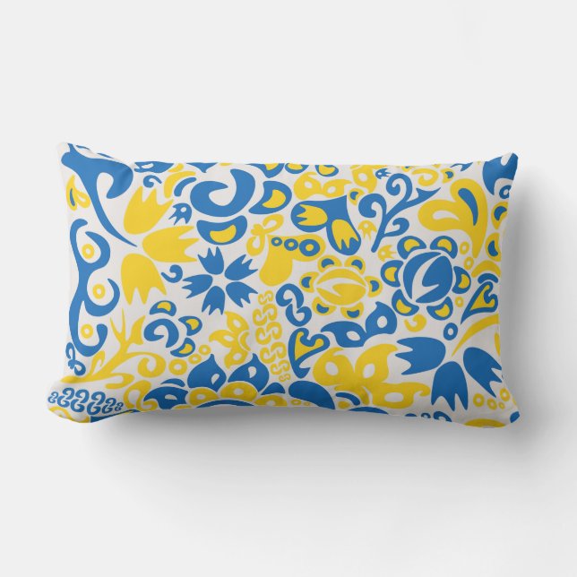 Folklore pattern with Oekrainian flag covu Buitenkussen (Voorkant)