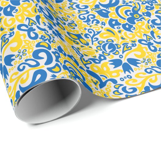 Folklore pattern with Oekrainian flag covu Cadeaupapier (Rol Hoek)