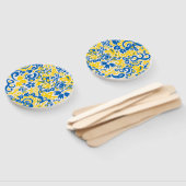 Folklore pattern with Oekrainian flag covu Handwaaier (Niet-gemonteerd)