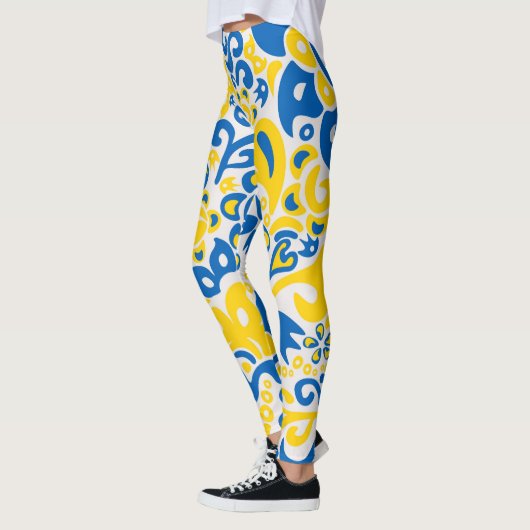 Folklore pattern with Oekrainian flag covu Leggings (Links)