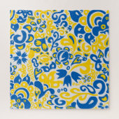 Folklore pattern with Oekrainian flag covu Legpuzzel (Verticaal)