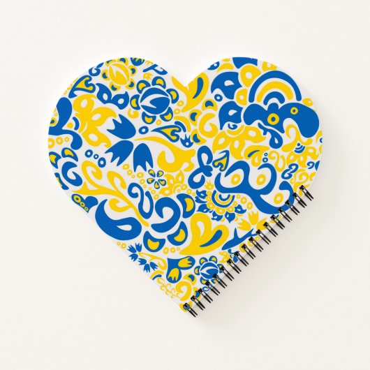 Folklore pattern with Oekrainian flag covu Notitieboek (Achterkant)