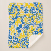 Folklore pattern with Oekrainian flag covu Sherpa Deken (Voorkant)